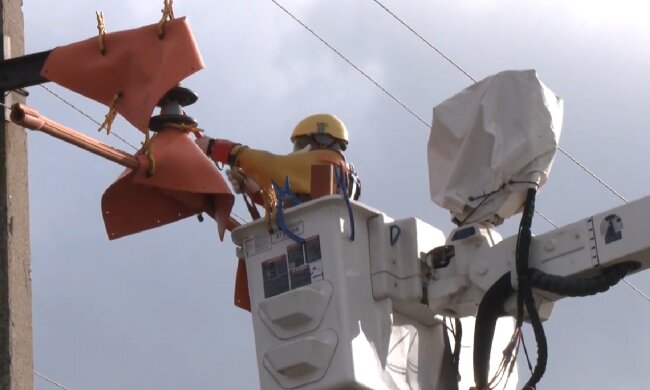 Графіки відключення світла у Сумах на 24 лютого