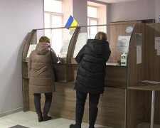Грошова допомога на догляд для пенсіонерів в Дніпропетровській області