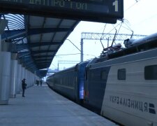 Новий графік руху поїздів з Дніпра