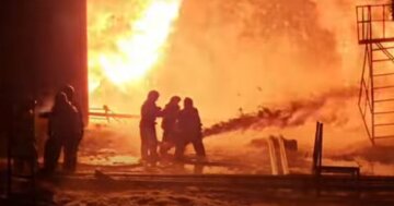 Пожар на нефтебазе под Курском, Россия