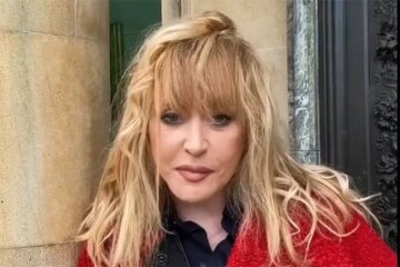 Алла Пугачева обиделась на критику ее внешности после пластики: "Чего вы хотите вообще?"