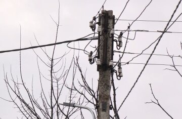 Графики отключения света в Ровенской области на 18 февраля