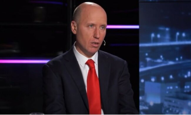 Руслан Бизяев рассказал, что будет с Порошенко: "Сценариев на самом деле ровно два"