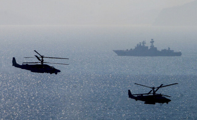 Военные, вертолеты, корабль, море