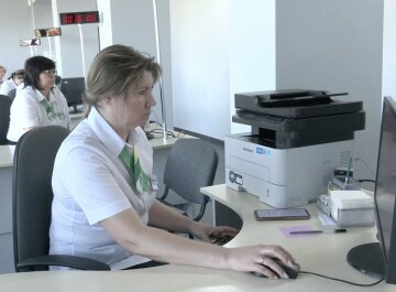 Грошова допомога для ВПО та пенсіонерів у Дніпропетровській області