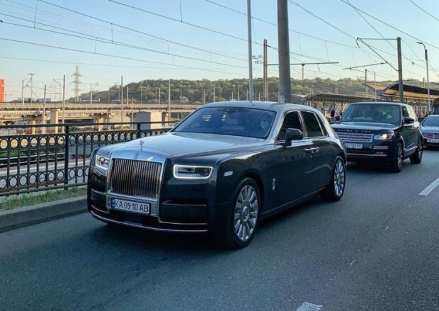 По Киеву разъезжает дорогущий Rolls-Royce, фото: