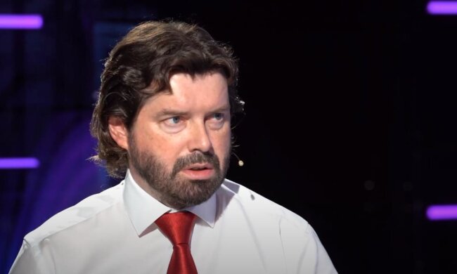 В экономике все как в океане. Заплывают киты — за ними плывет меньшая рыбка, - Новак