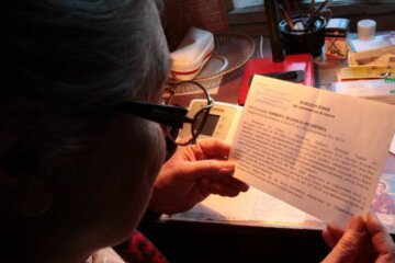 субсидии, пенсионерка, бабушка, платежки
