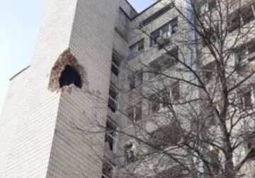 Окупанти обстріляли ще одне місто на Київщині: що відомо про постраждалих