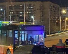 Автокатастрофа з автобусом у Харкові: кадри з місця подій
