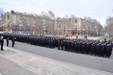 Участники АТО в составе новой полиции вышли на улицы Николаева (фото)