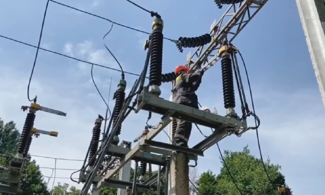 графіки відключення світла у Дніпропетровській області на 7 серпня