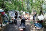 Лічильник пішов: циганам у Голосіївському парку дали час на втечу, буде велика чистка