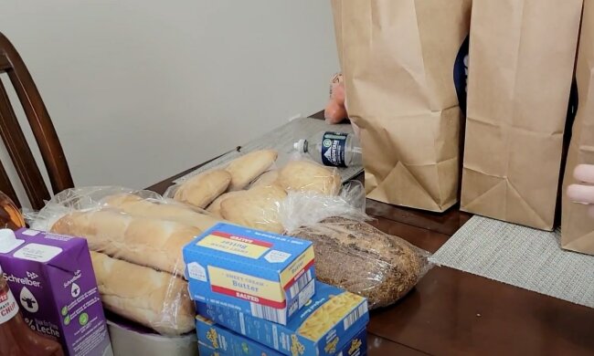 Безкоштовні продукти для пенсіонерів у Харківській області