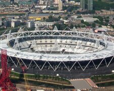 Olympic_Stadium_London_14_June_2011_cropped
