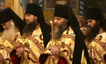Более 300 наместников со всей Украины посетят съезд монашества УПЦ в Почаеве