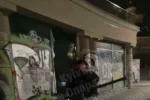 У Києві підлітки розбили вуличні вітрини і похвалилися своїм вандалізмом в мережі: "Що в головах?"