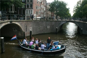 В Амстердаме запустят беспилотные лодки