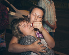 Страшна трагедія в центрі Києва: загинула дівчинка, батьки у нестямі від горя