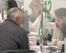 Грошова допомога для ВПО у Київській області: частина переселенців зможе отримати нову виплату, хто в списку