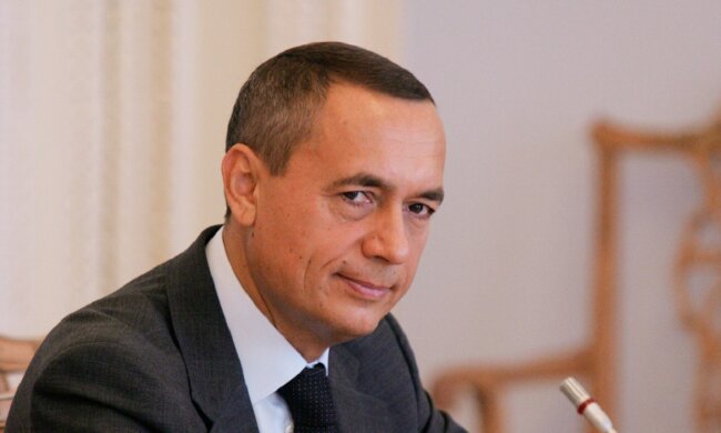 Микола Мартиненко – “власник” офшорів і скандальний нардеп, якого підозрюють у хабарях