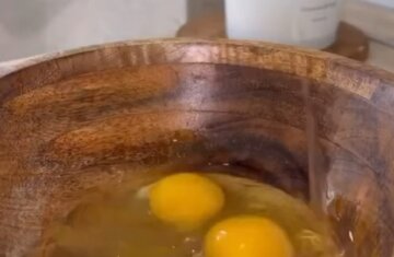 яєчні млинці на сніданок