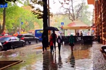 Октябрь обрушит на Одессу всю мощь непогоды: зальет дождями и не только