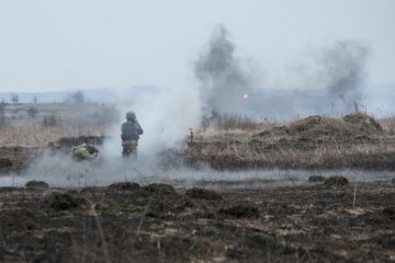 Обстрел-военные2