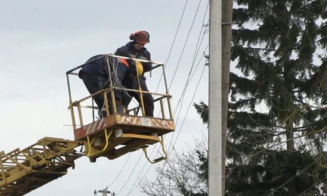 Графіки відключення світла у Полтавській області на 7 квітня