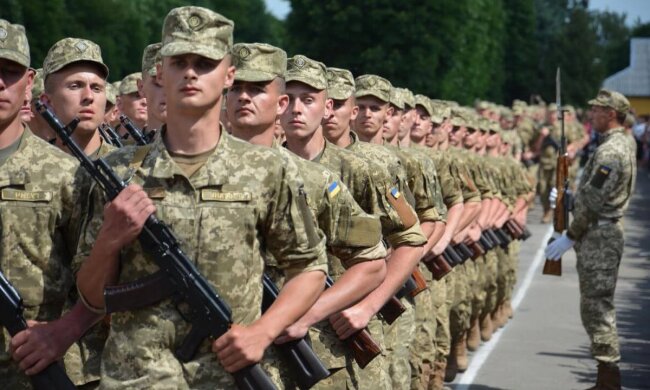 военные