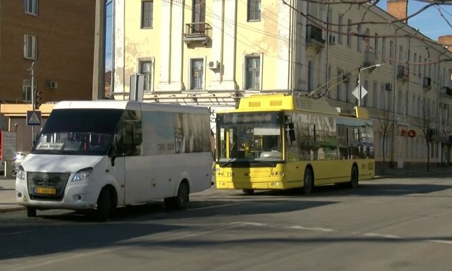 Ограничение движения транспорта в Полтаве