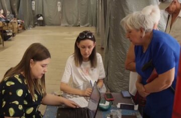Бесплатные продукты для ВПЛ и пенсионеров в Запорожской области