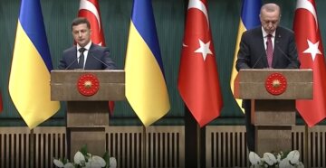 "Крим – турецька територія": РФ запустила масовану атаку після домовленостей України
