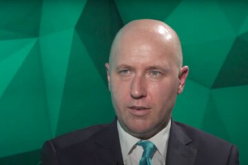 Україна останні 2 роки балансує між суверенними і технічним дефолтом, - Бізяєв