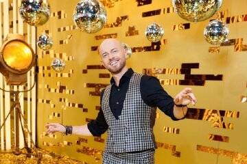 Влад Яма з "Танців з зірками" показав, як змінився, і здивував густою шевелюрою: "Дуже схожий на..."