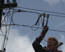 Графіки відключення світла у Київській області на 2 квітня