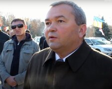 ЗМІ: "Бізнес по-чорному" або як Козаченко обкрадає своїх партнерів