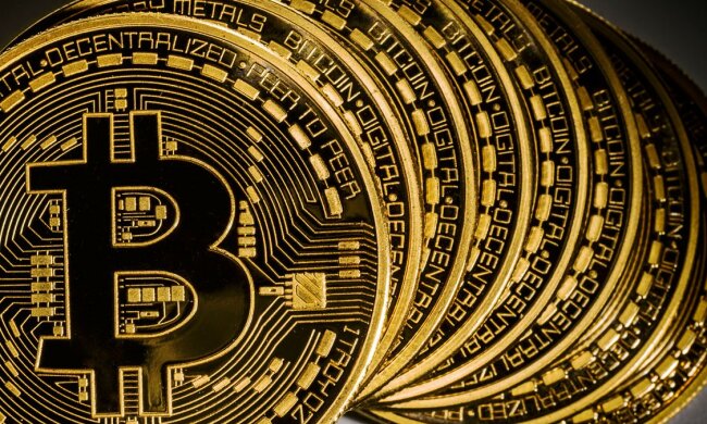 курс биткоина на 28 апреля