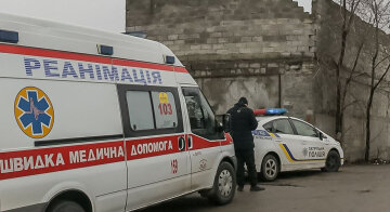 Машини зіткнулися на Дніпропетровщині, фото: "в результаті сім'я з дитиною..."