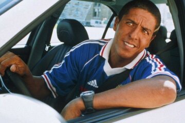 Головного хулігана з фільму "Таксі" помітили у Львові: з'явилося несподіване відео