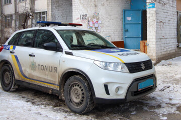 Женщина расправилась с соседом по квартире, фото: детали жуткого случая на Днепропетровщине