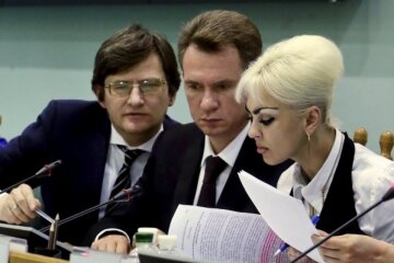 Чортова дюжина ЦВК: кого запропонував Порошенко, з’явився список