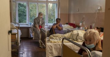 В одеській лікарні вірус забрав життя пацієнта, поки він чекав документи на виписку: "зайшов в туалет і впав"