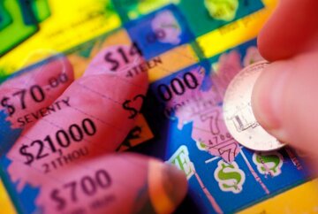 Нардеп виграв півмільйона в лотерею
