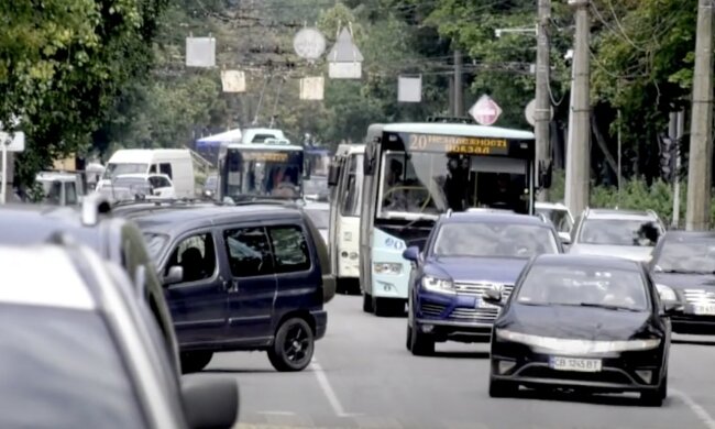 Ограничение движения транспорта в Черновицкой области