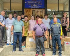 Команда Фонда "Рідна країна" привезла помощь для интерната на Черниговщине