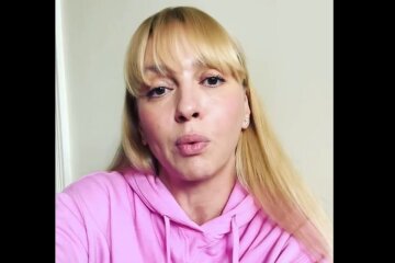 Оля Полякова