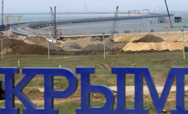 Оккупанты в Крыму уничтожают редчайшую памятку: «Простояла много веков»