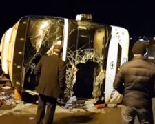 Много пострадавших: разбился автобус с работниками правительства