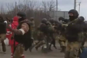 оккупанты, российские солдаты, российские войска